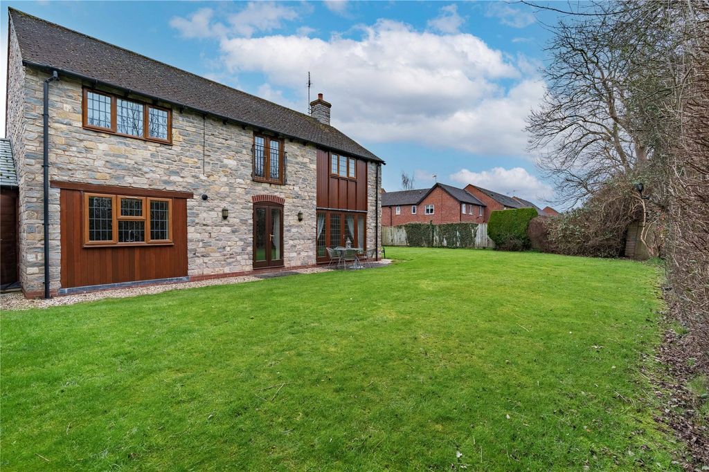 Property photo 1 of 18 Picture No. 15