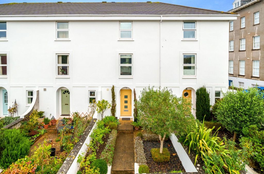 Property photo 1 of 12 Front Elevation