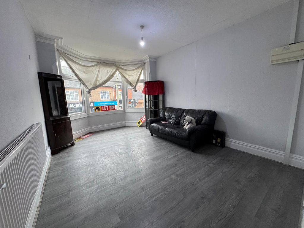 Property photo 2 of 4