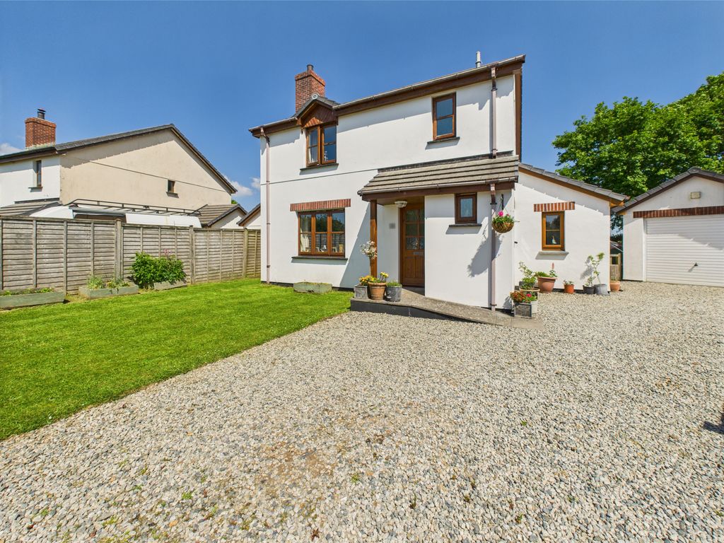 Property photo 1 of 14 Cam05372G0-Pr0010-Still017