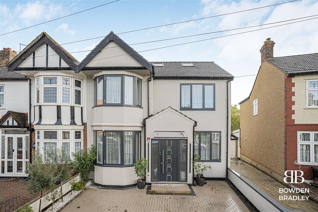 Property photo 1 of 29 Front