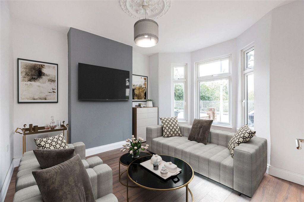 Property photo 2 of 19 Picture No. 29