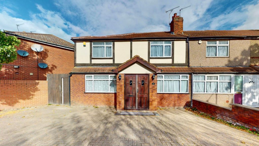 Property photo 1 of 41