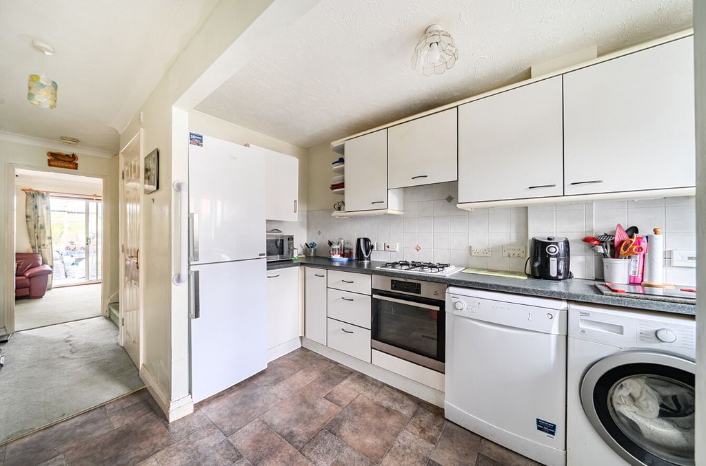 Property photo 3 of 10 1353685-6-68c2B7F...