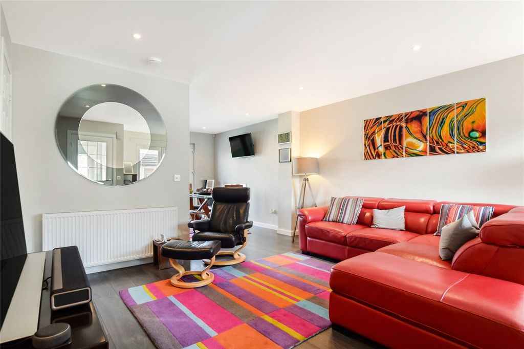 Property photo 3 of 21 Picture No. 21