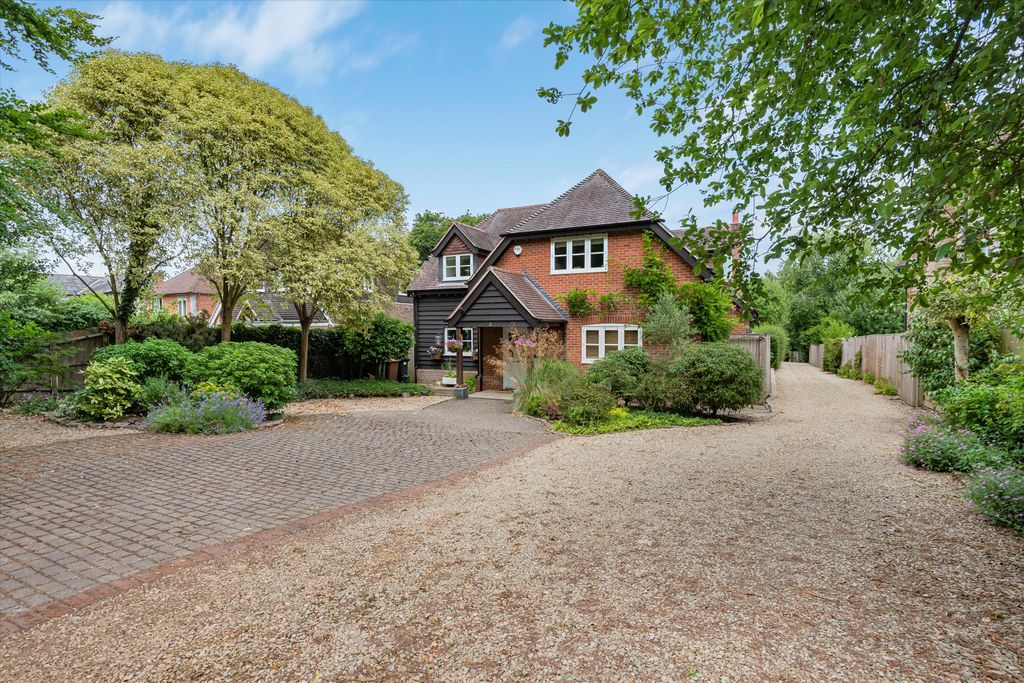 Property photo 1 of 31 Image