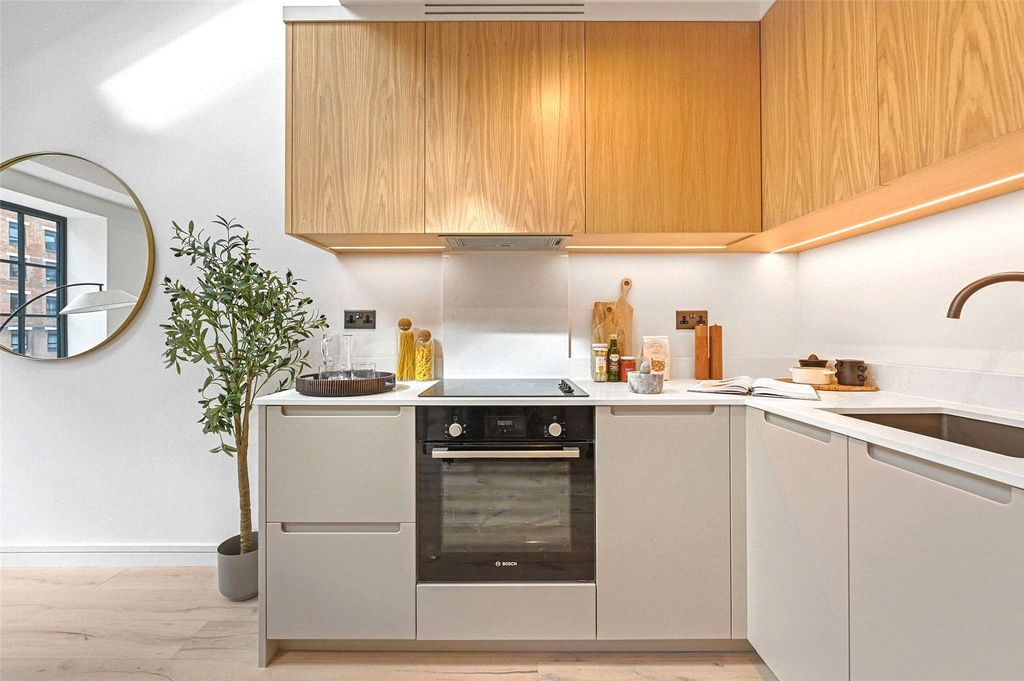 Property photo 3 of 21 Kitchen