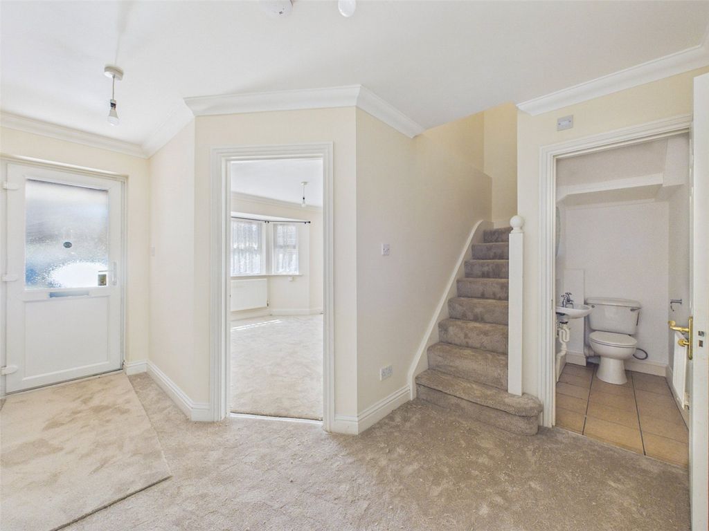 Property photo 2 of 13 Entrance Hall