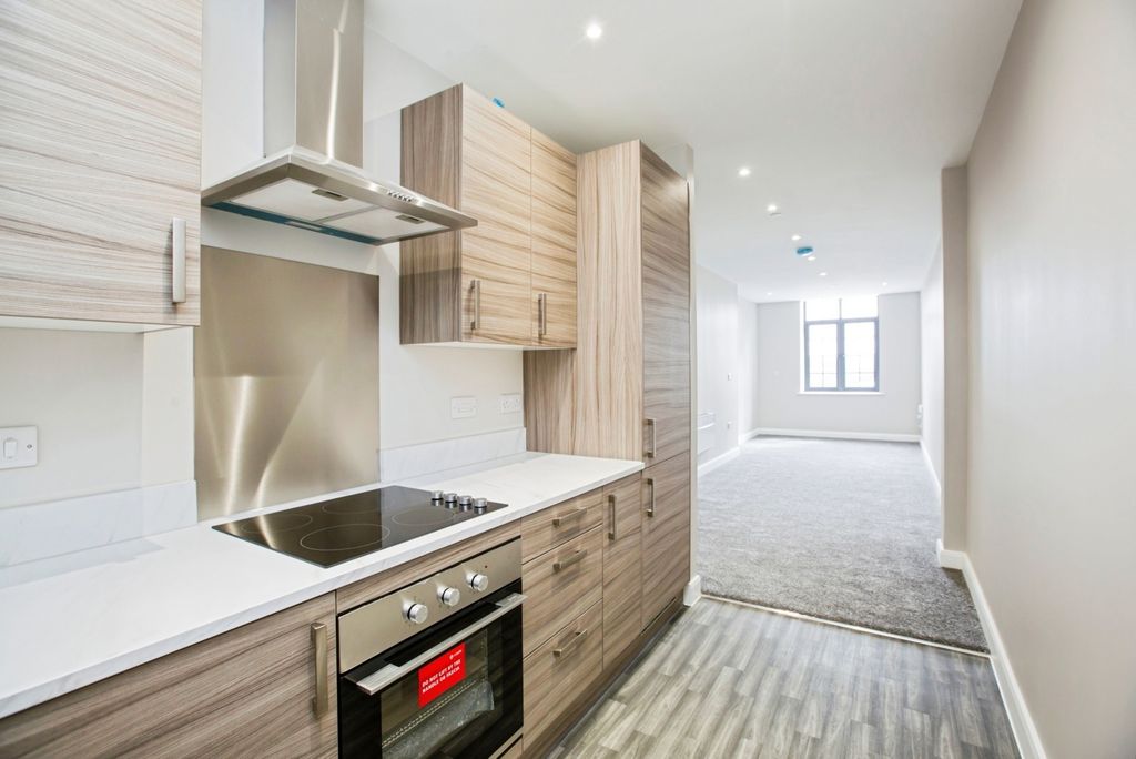 Additional image 4 of 1 bed flat for saleAlfred Street East, Halifax, West Yorkshire HX1