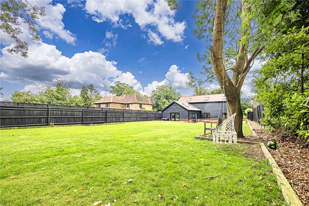 Property photo 2 of 14 Picture No. 10