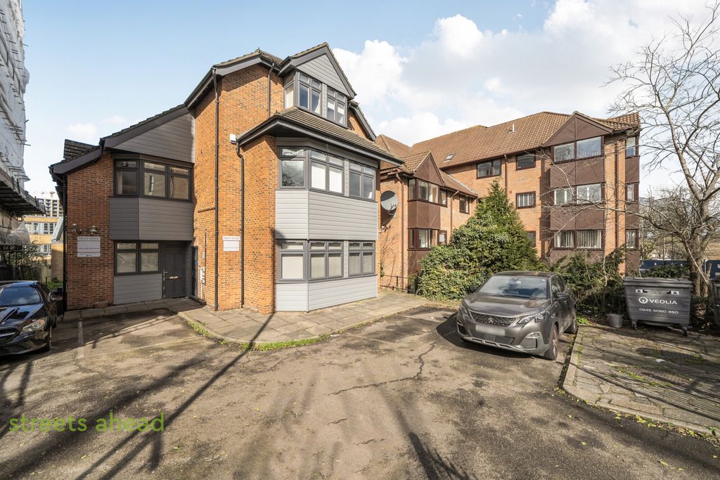 Property photo 1 of 12 94c7F798-0Dfd-470...