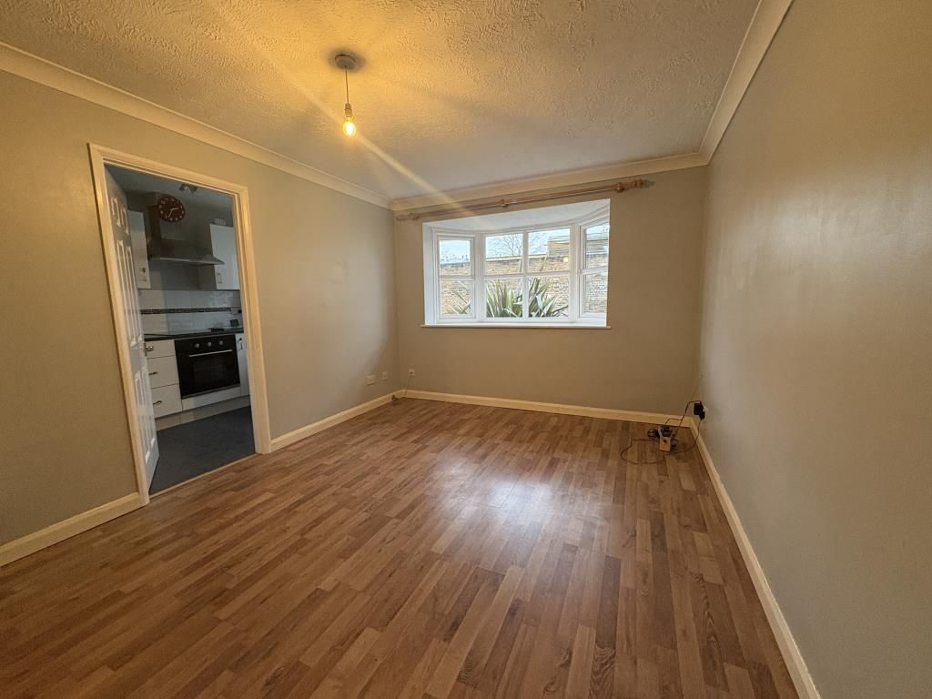 Property photo 2 of 6 Reception