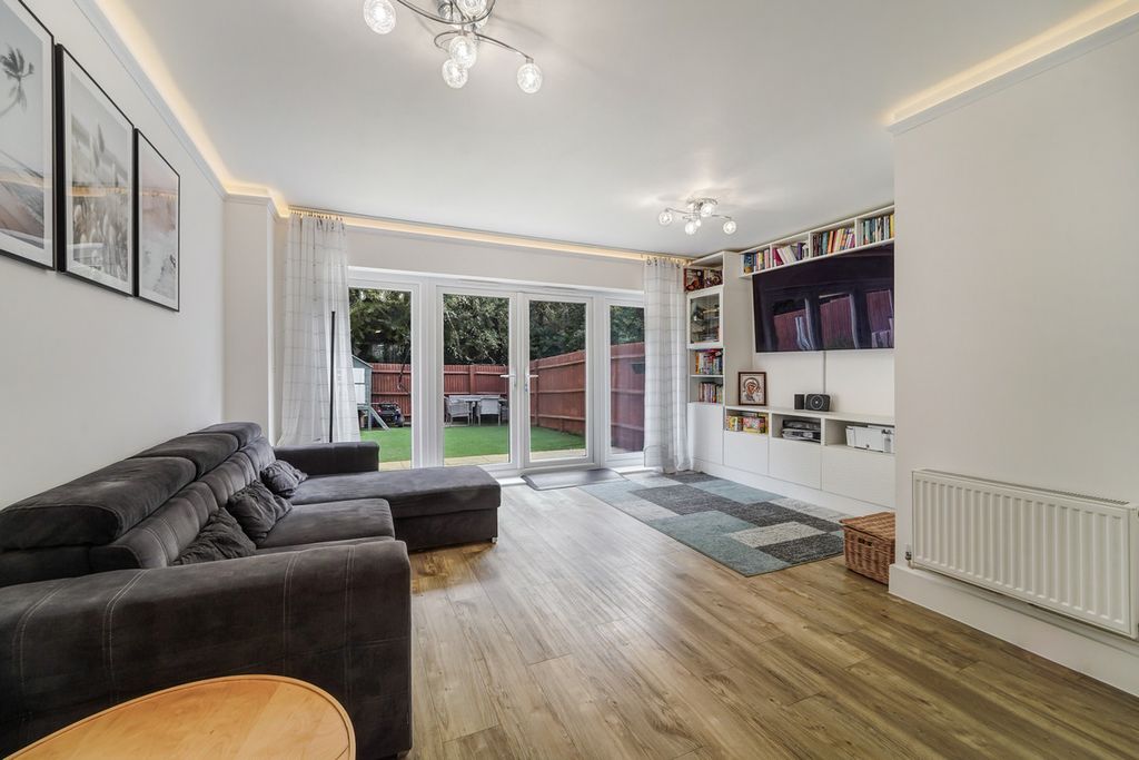 Property photo 2 of 15