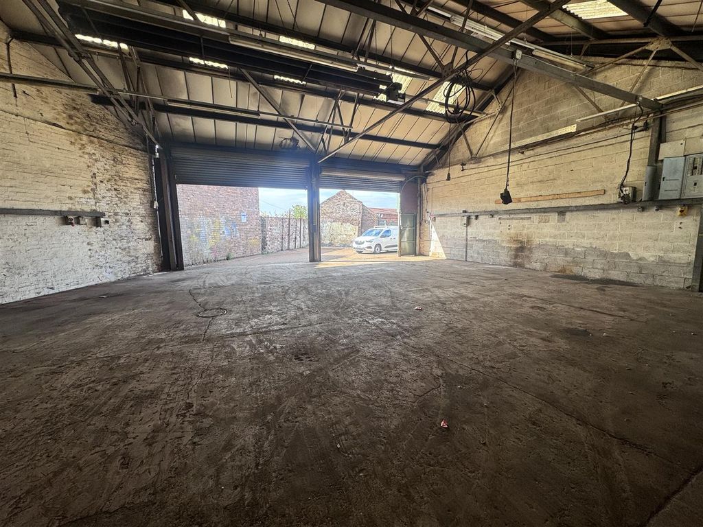 Property photo 3 of 3