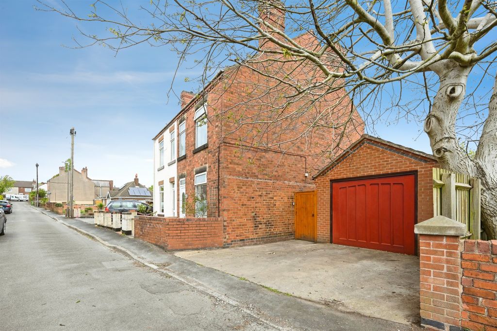 Property photo 1 of 25