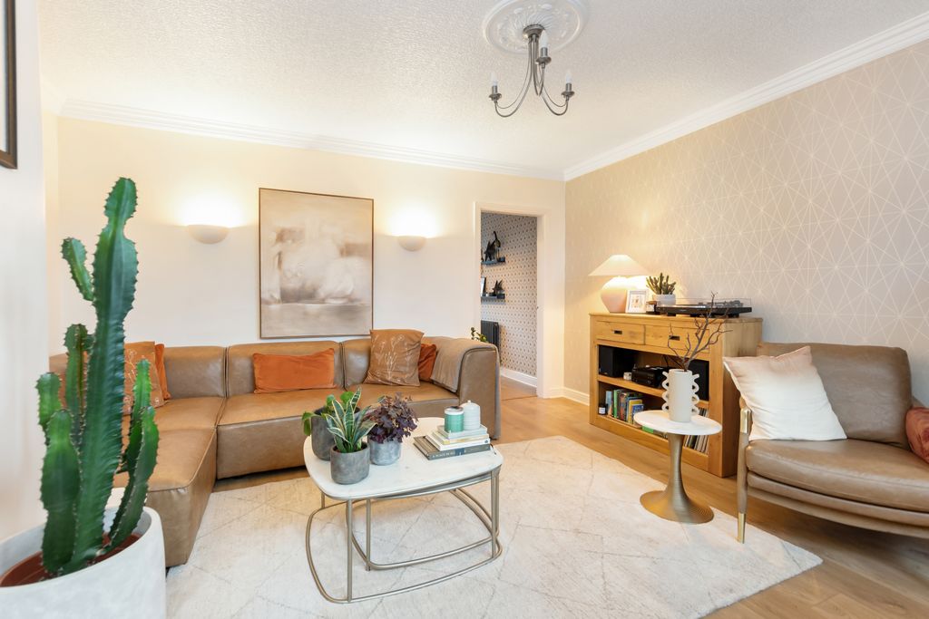 Property photo 3 of 21 Property Image 3