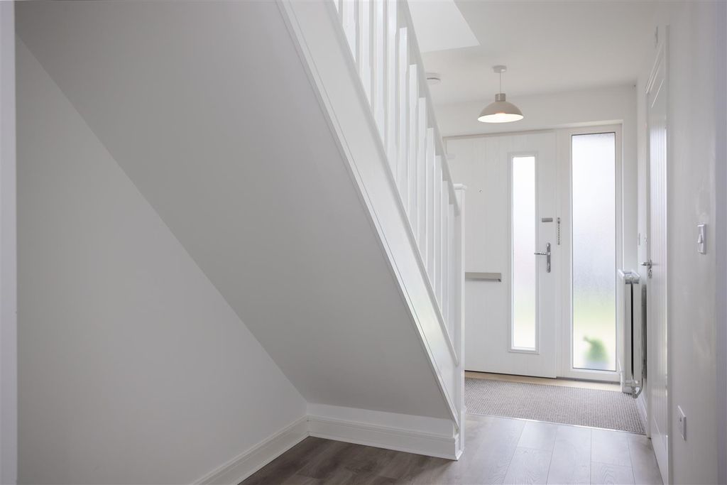 Property photo 2 of 21 00002.Jpg