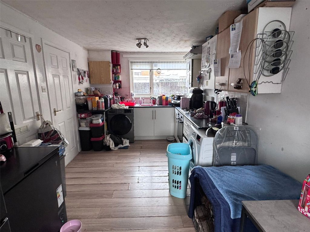 Property photo 3 of 9 Picture No. 08