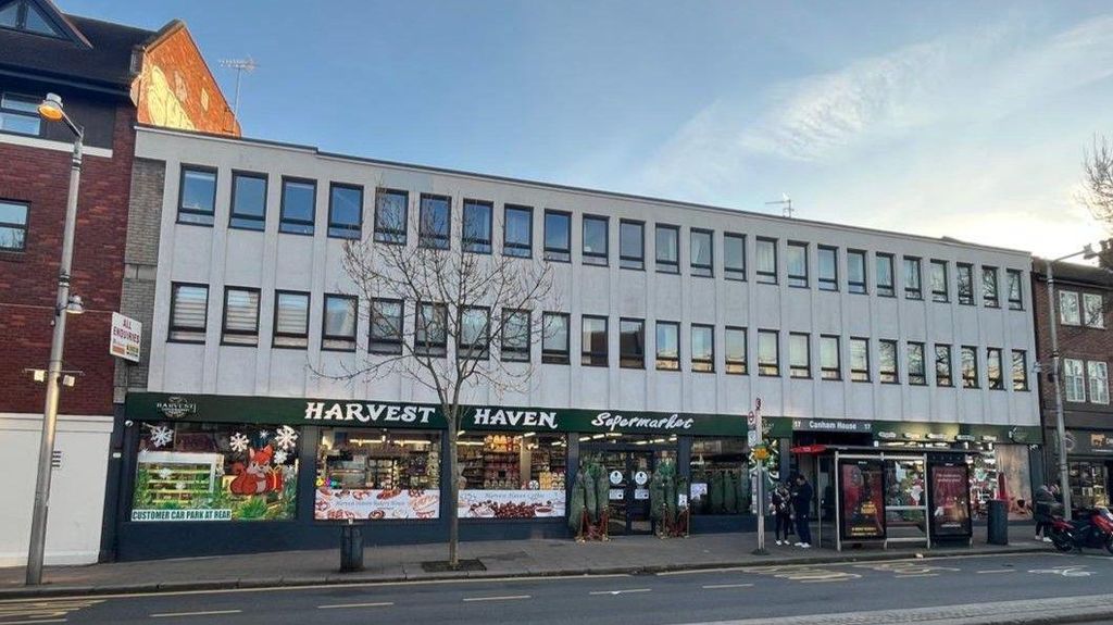 Property photo 1 of 1