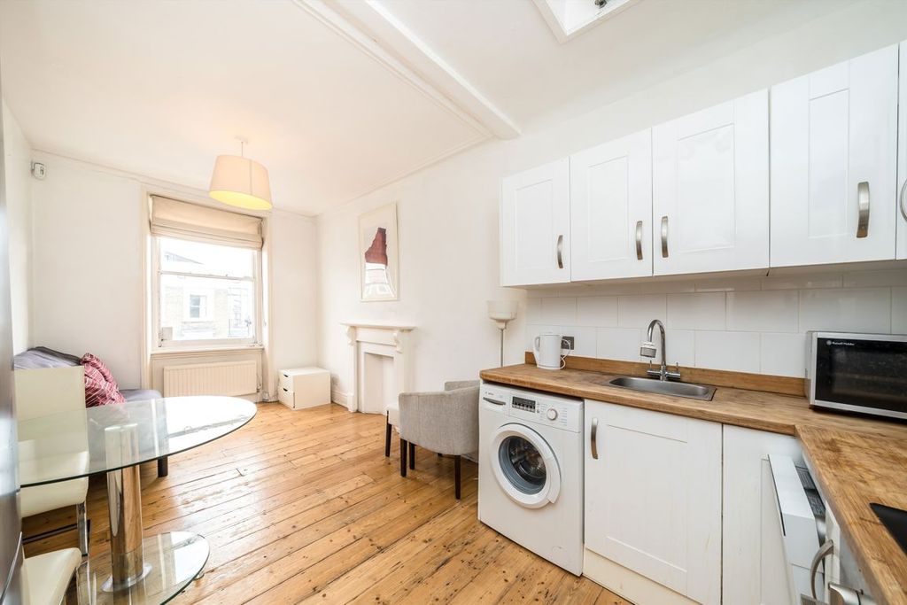 Property photo 3 of 5