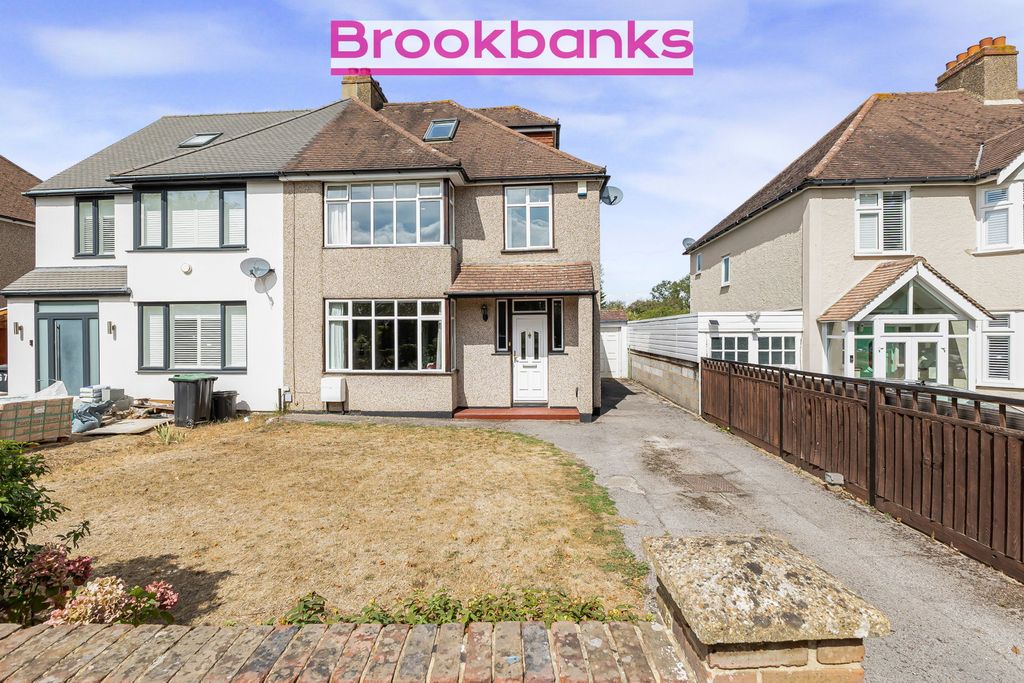 Property photo 1 of 30