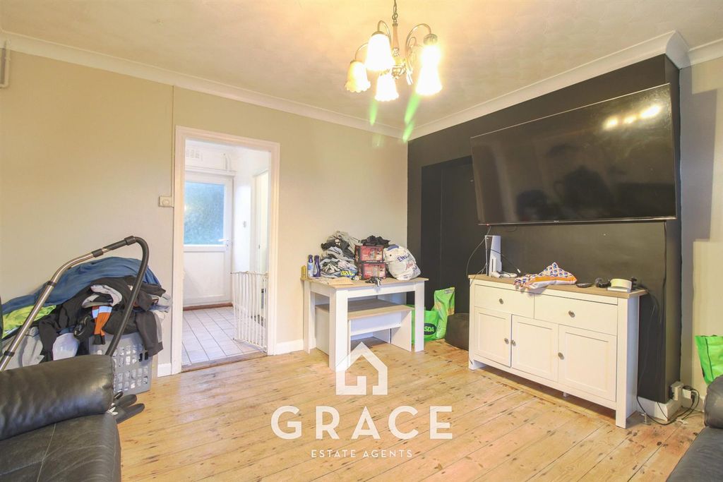 Property photo 3 of 10 Untitled_Hdr-16.Jpg