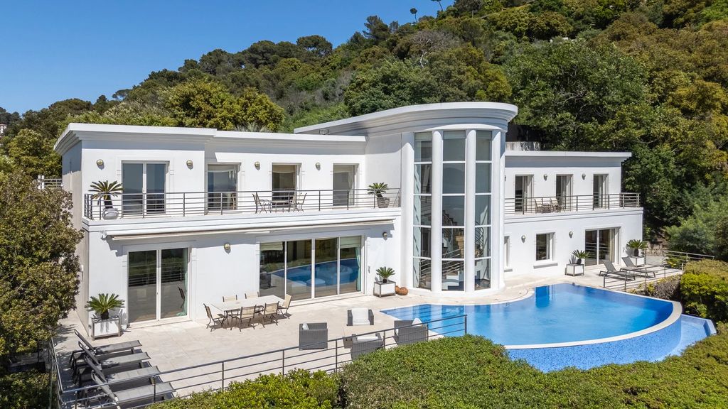 Property photo 3 of 7