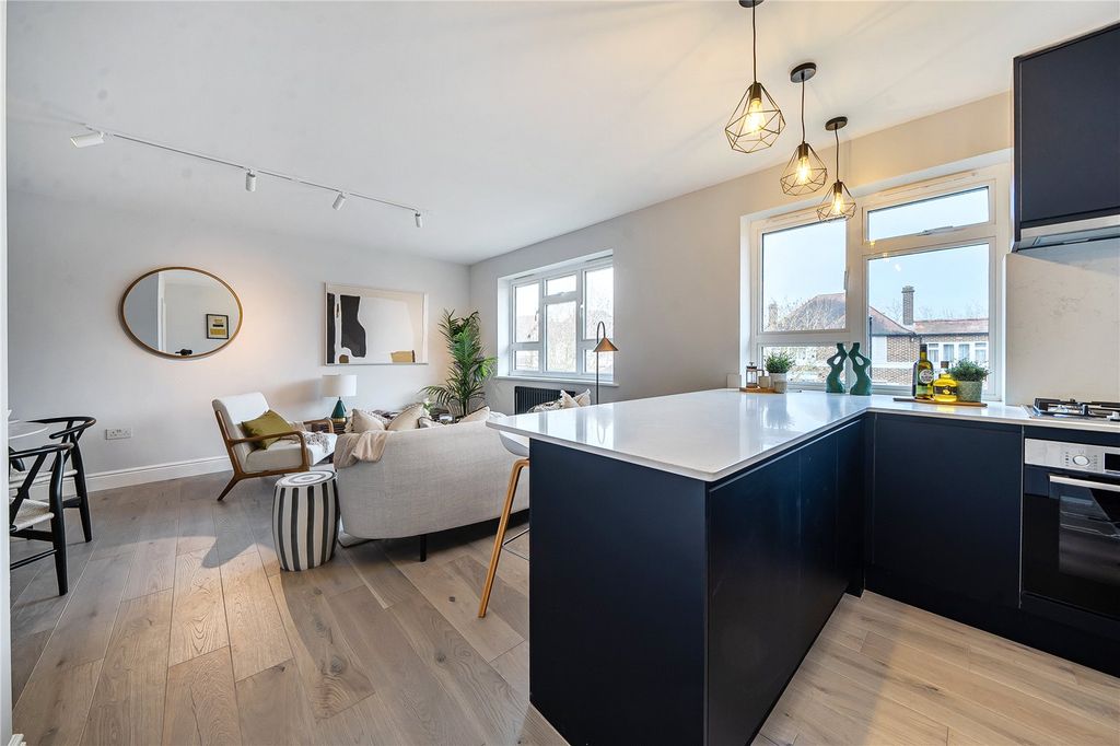 Property photo 2 of 12 Picture No. 06