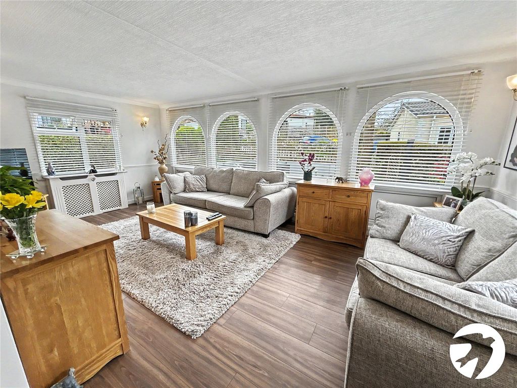 Property photo 2 of 16 Picture No. 02