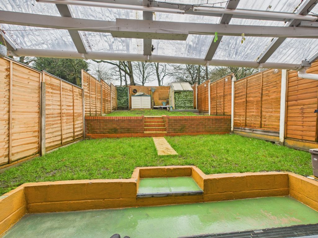 Property photo 2 of 18 2. Cam04922G0-Pr0105-Still003