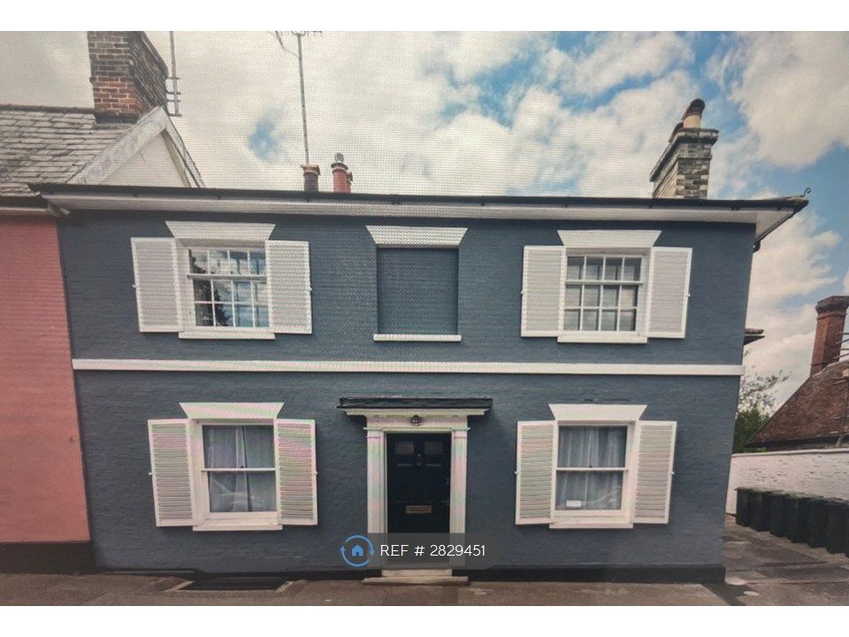 Property photo 1 of 9 First Floor Flat