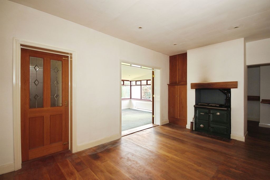 Property photo 3 of 19