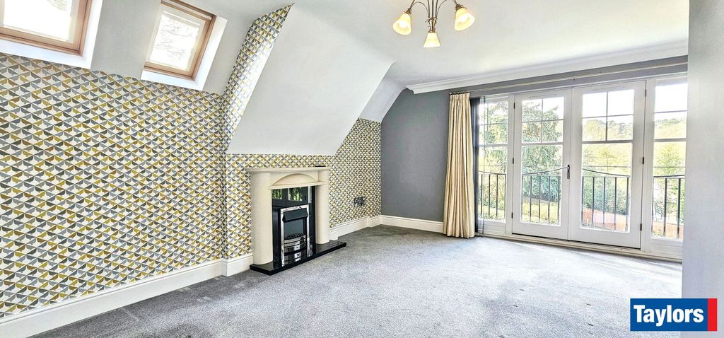 Property photo 3 of 17