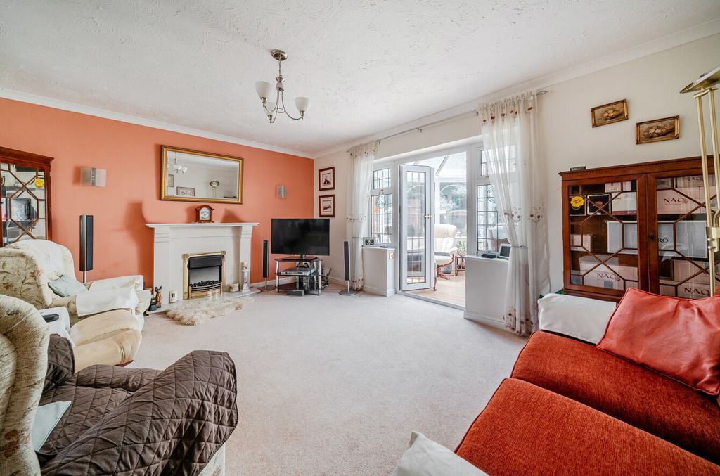 Property photo 3 of 19 1481458-6-6A39504...