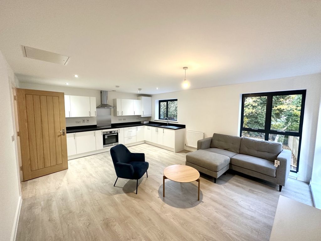 Property photo 1 of 13 Img_4334