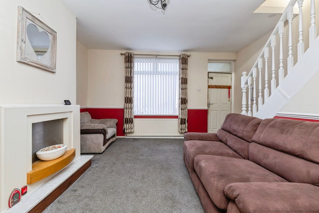 Property photo 2 of 15