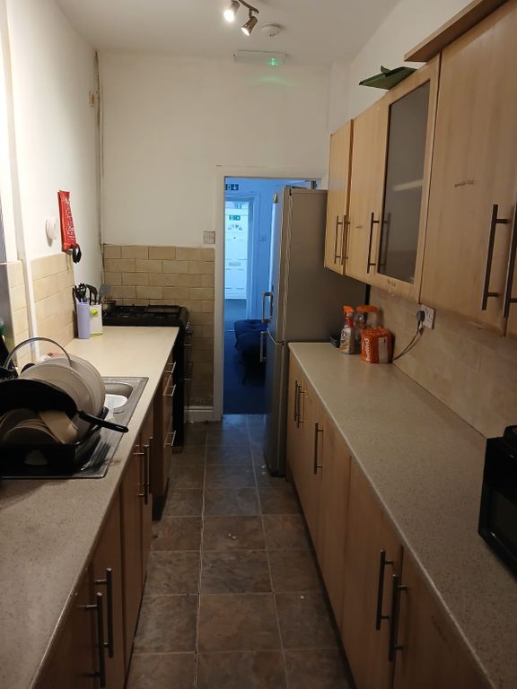 Property photo 2 of 30