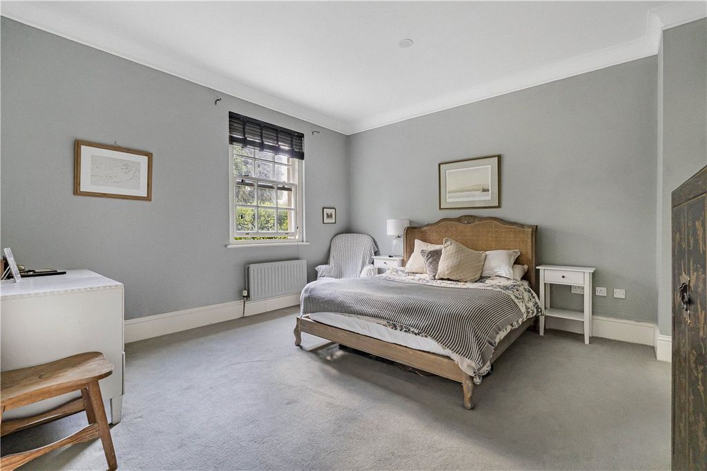 Additional image 8 of 4 bed terraced house for salePhoenix Square, Pewsey, Wiltshire SN9