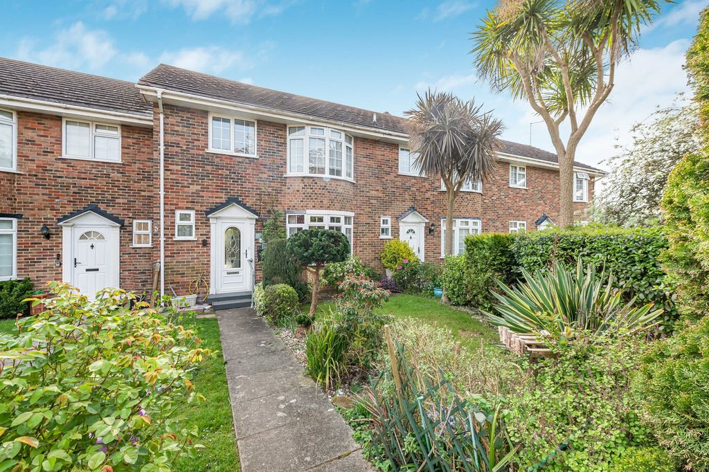 Property photo 1 of 24