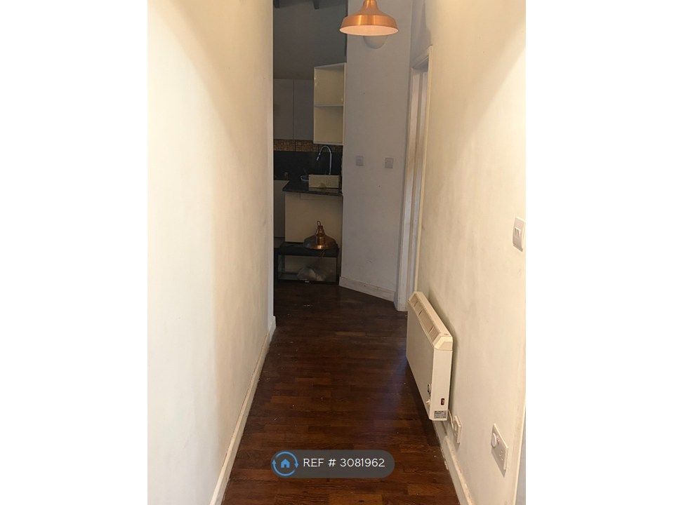 Property photo 2 of 4