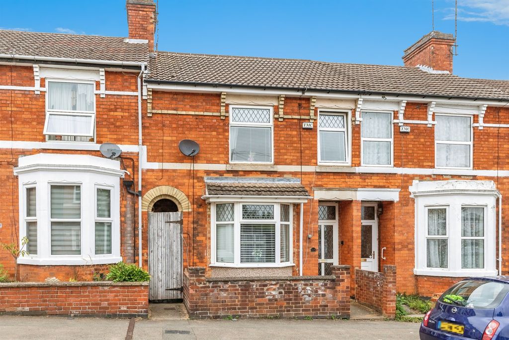 Property photo 1 of 17