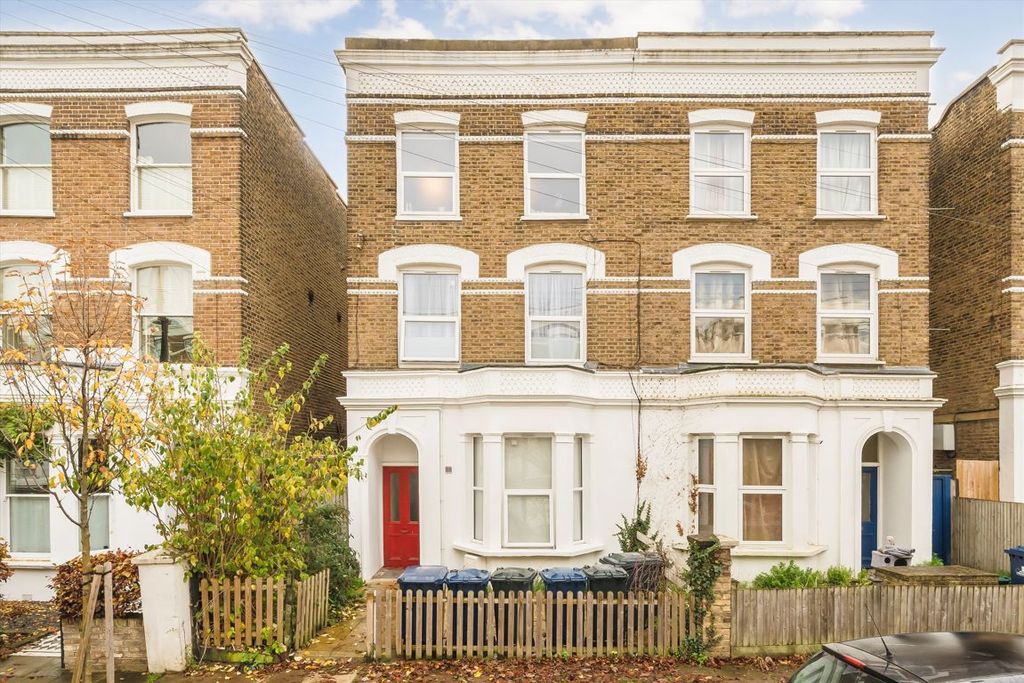 Property photo 1 of 4