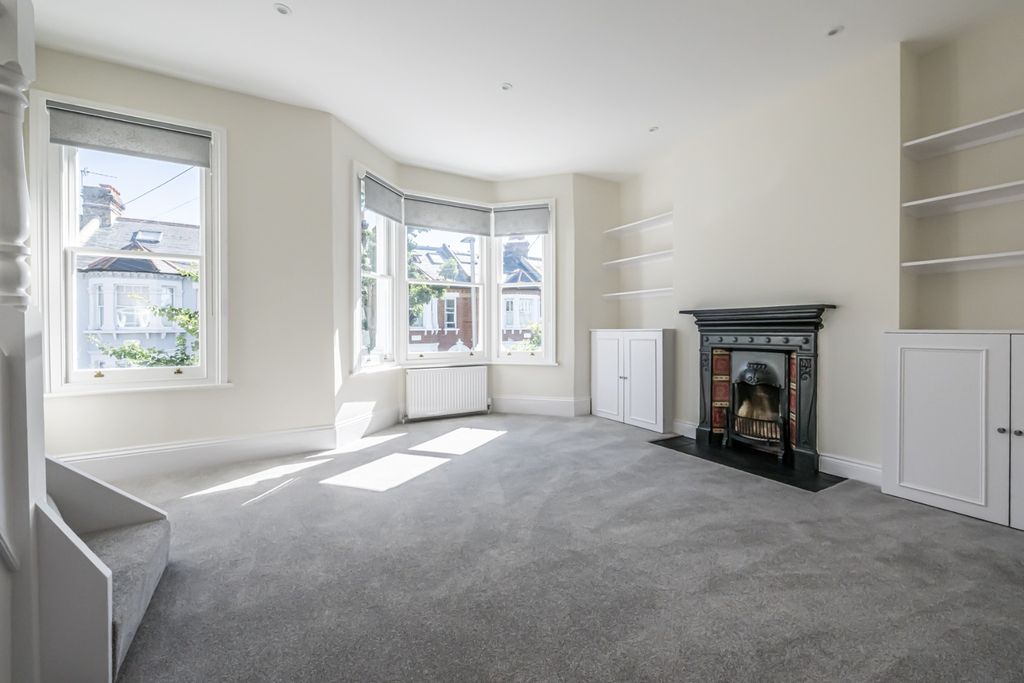 Property photo 2 of 20 2149734