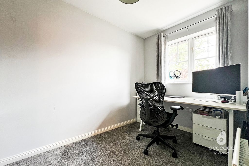 Property photo 3 of 11 4314435