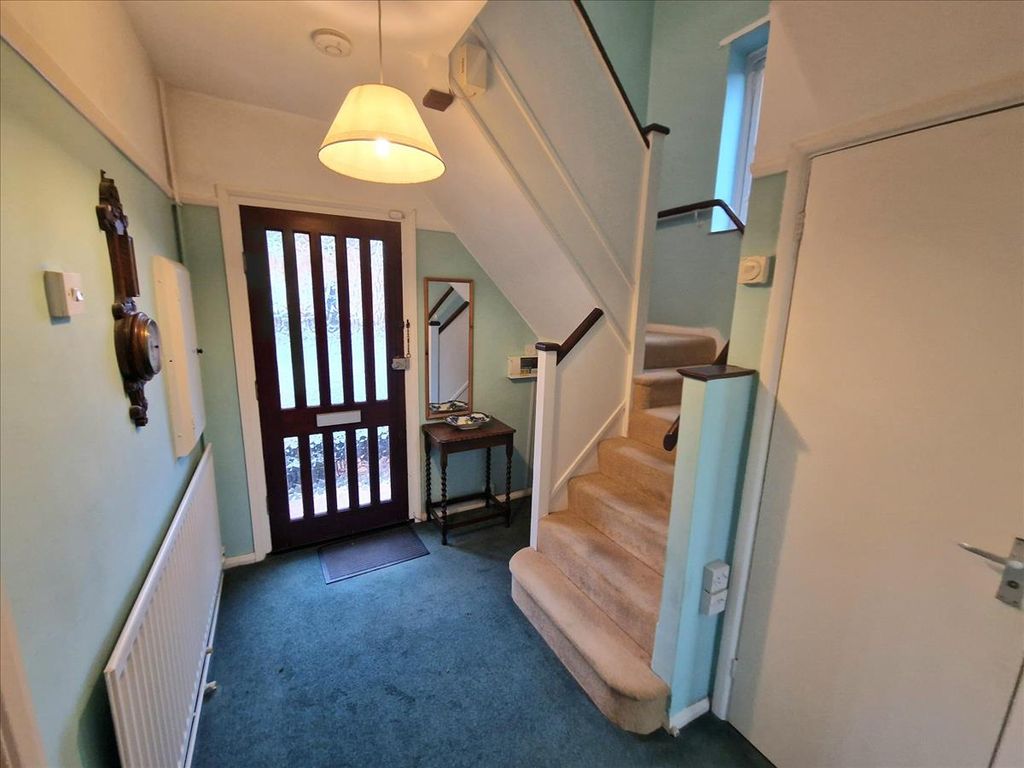 Property photo 3 of 20