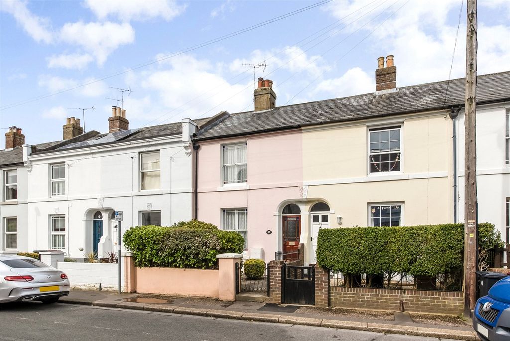 Property photo 1 of 14 Front