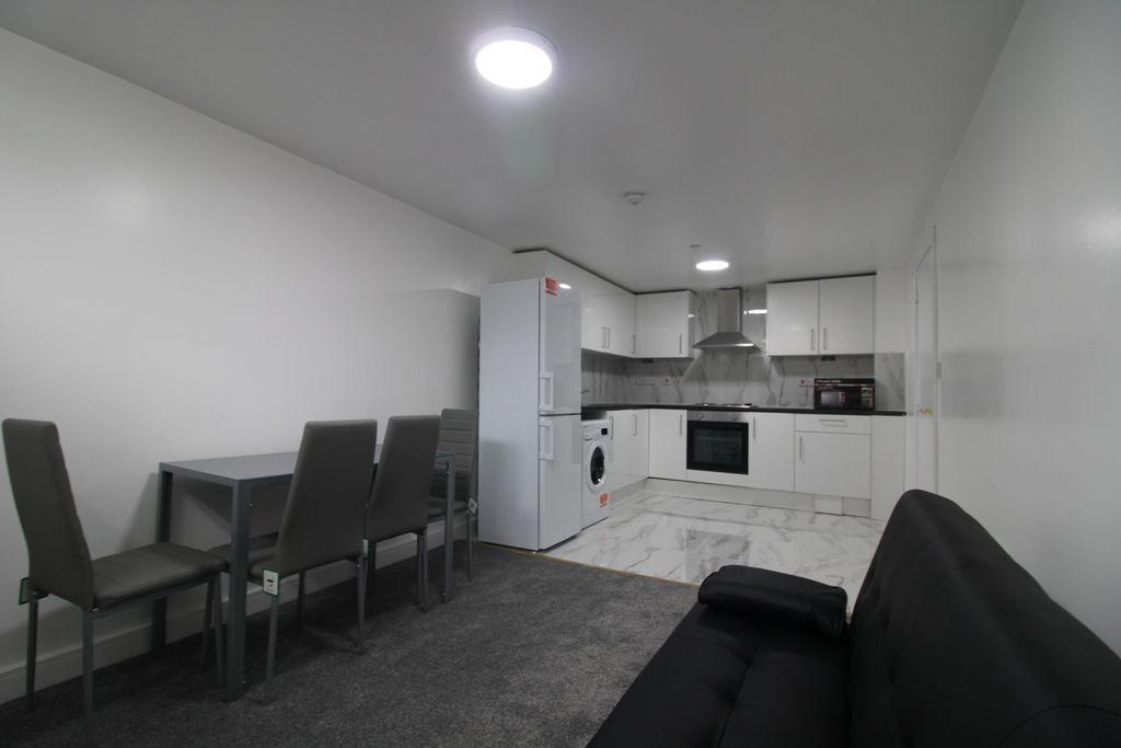 Property photo 2 of 8 Img_3427