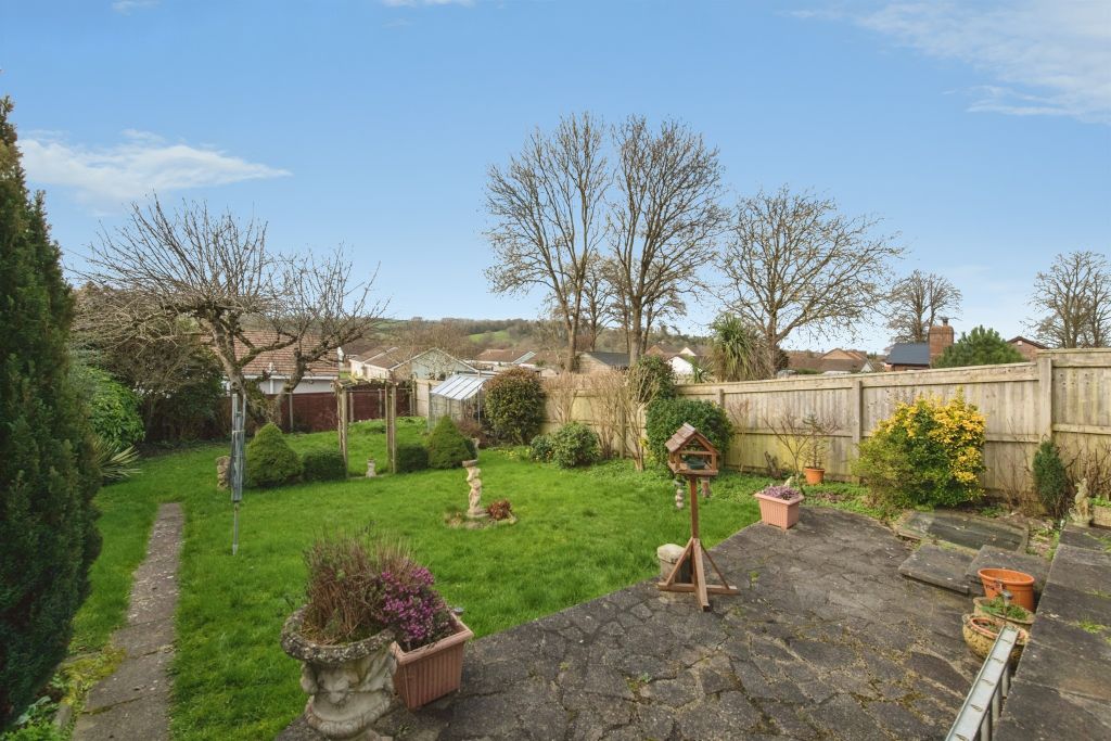 Property photo 2 of 14