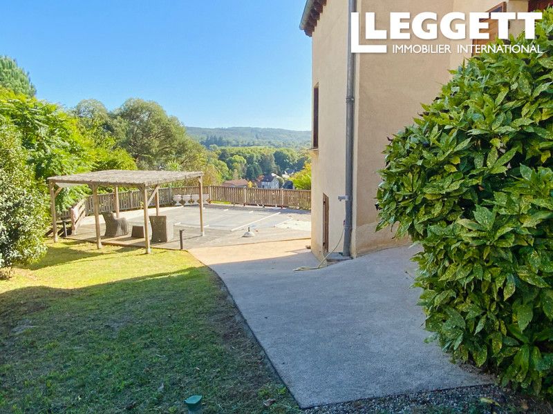 Property photo 3 of 10