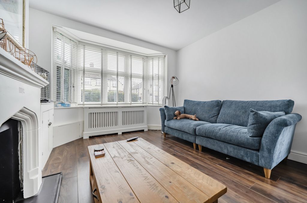 Property photo 3 of 20 1410289-8-69B3028...